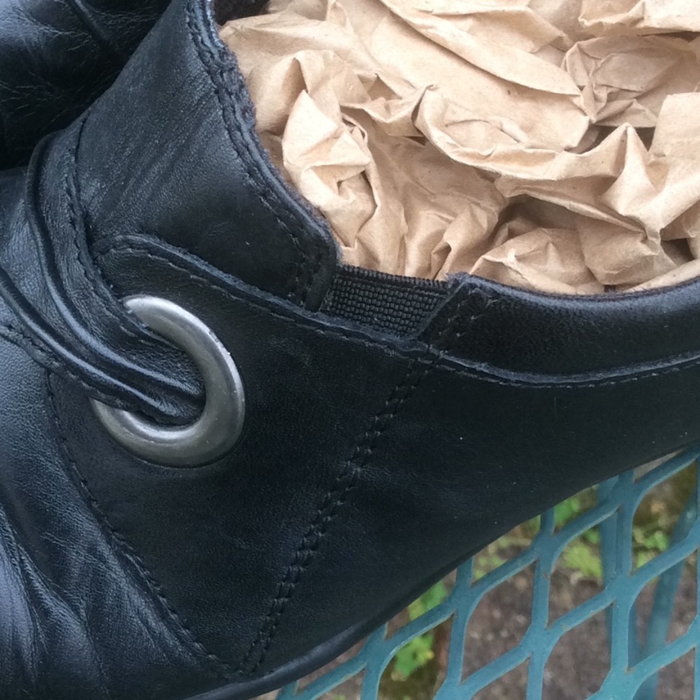 Clarks leather boots Size 7 - Picture 6 of 6